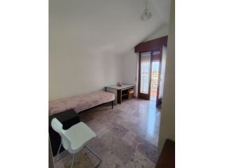 Stanza di 20 mq a Torre Angela Via Atlante