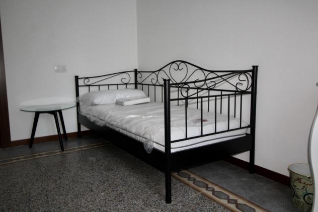 Stanza in appartamento in affitto a Novara - Foto 9