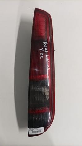 FANALE POST.D. 999-U1305977 Parti elettriche  Fanaleria  Fanali  Fanale post. dx. FORD - FOCUS - 01-12-2004 - 01-02-2008