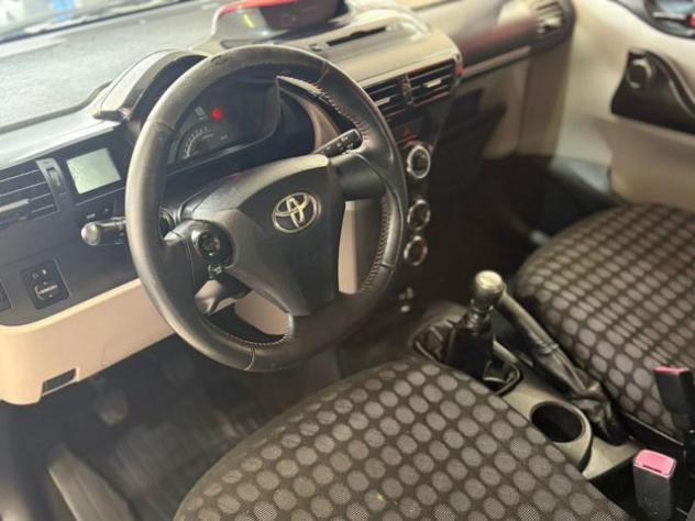 TOYOTA iQ 1.0 Sol rif. 23815916 - Foto 9