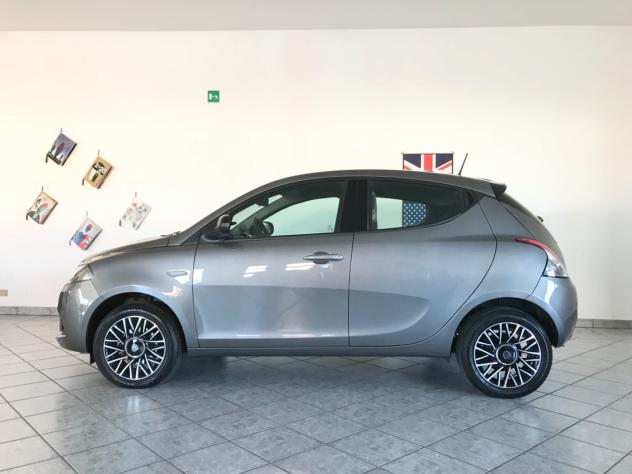 Lancia Ypsilon 1.0 FireFly 5 porte S&S Hybrid Platino - Foto 3