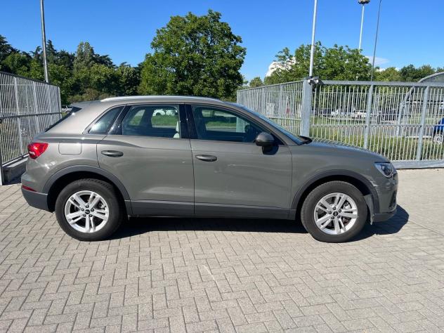 Audi Q3 45 TFSI e S tronic Business Plugin Hybrid - Foto 6