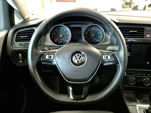 Volkswagen Golf 1.0 TSI 110 CV DSG 5p. Business ** tagliandi ** - Foto 4