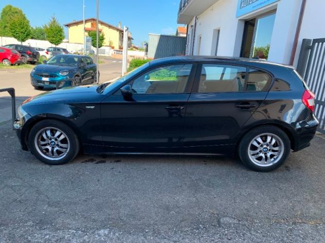 BMW Serie 1 (E87) 118d cat 5 porte Eletta DPF - Foto 4