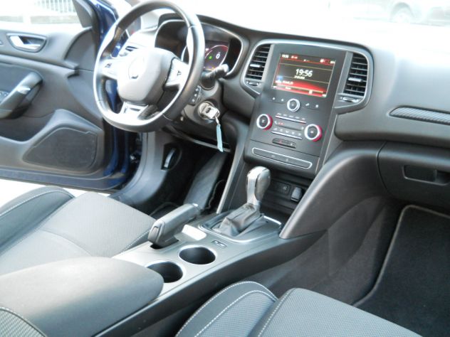 RENAULT - Mégane SporTour - DCI 1.5 115 CV S&S SporTour Energy Limited - Foto 8