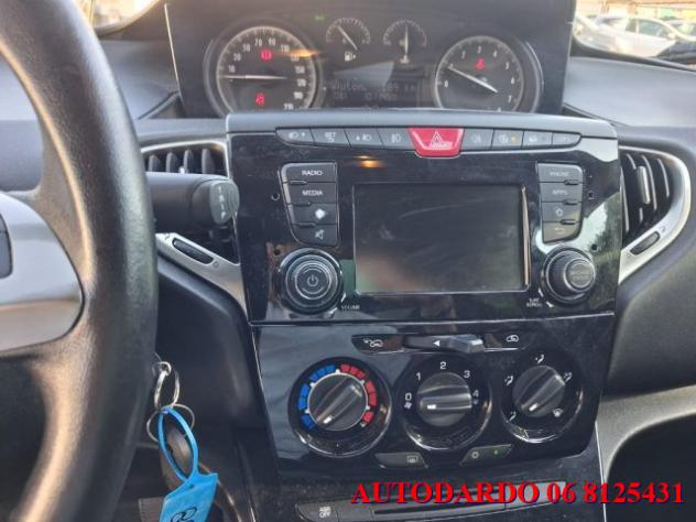 LANCIA Ypsilon 1.2 69 CV 5 porte Gold rif. 23885714 - Foto 9