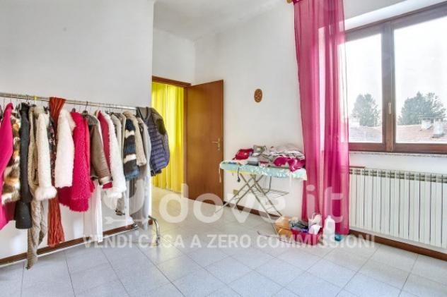 Villa di 150 m² con 5 locali e posto auto in vendita a Luvinate - Foto 16