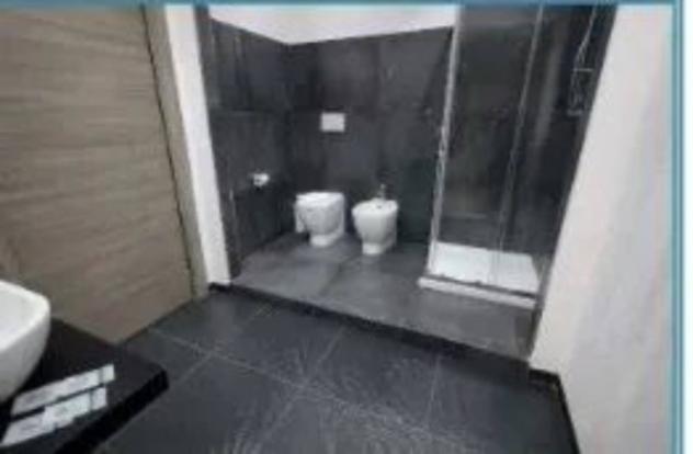 Immobile in asta di 144 m² in vendita a Napoli - Foto 2