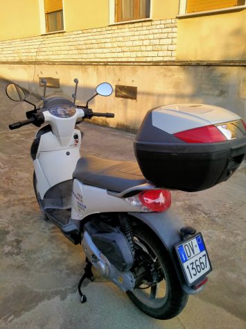 Scarabeo 125 ie - Foto 2