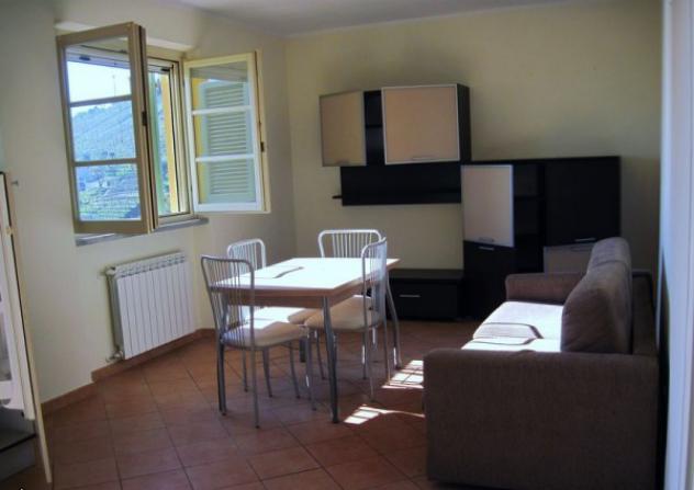 APPARTAMENTO INDIPENDENTE di 3 vani e di 70 mq (MASSA - ROMAGNANO) rif. AR-CANDY - Foto 2