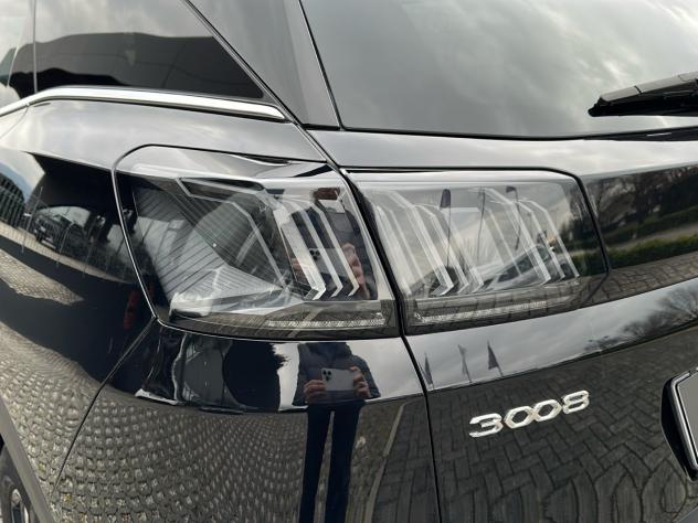 Peugeot 3008 Peugeot 3008 GT 1.2 PureTech 130 CV | 02/2024 | 24.700 km | Navi, ACC, Keyless, Full LED - Foto 10