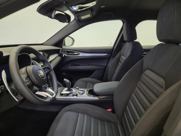 Alfa Romeo Stelvio 2.2 Td 160 CV AT8 Sprint MY2024 N1 Autocarro Cerchi19 - Foto 8