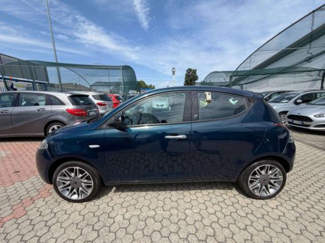 LANCIA Ypsilon Ypsilon III 2015 1.3 mjt Platinum s rif. 23898980 - Foto 2