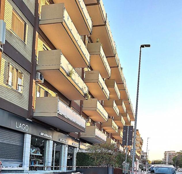 VIALE EINAUDI QUADRILOCALE IN COMPLESSO RESIDENZIALE