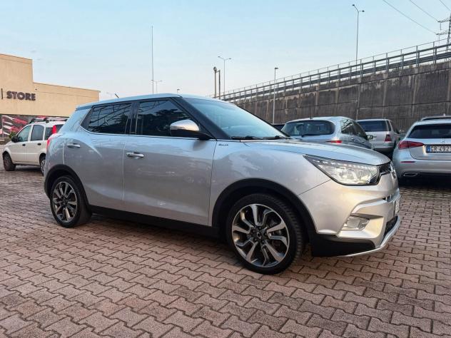 Ssangyong Tivoli 1.6d 2WD Be Hot Aebs TELECAMERA POSTERIORE CRUISE OK NEOPATENTATI - Foto 3