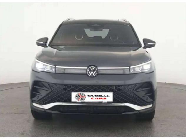 VOLKSWAGEN Tiguan Tiguan 2.0 tdi R-Line Plus 4motion 193cv dsg rif. 23898459 - Foto 2