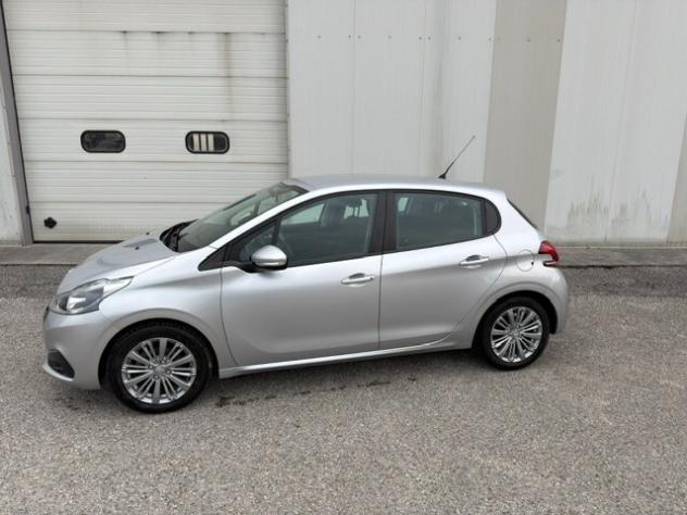 Peugeot 208 PureTech 82 5 porte Active - Foto 2