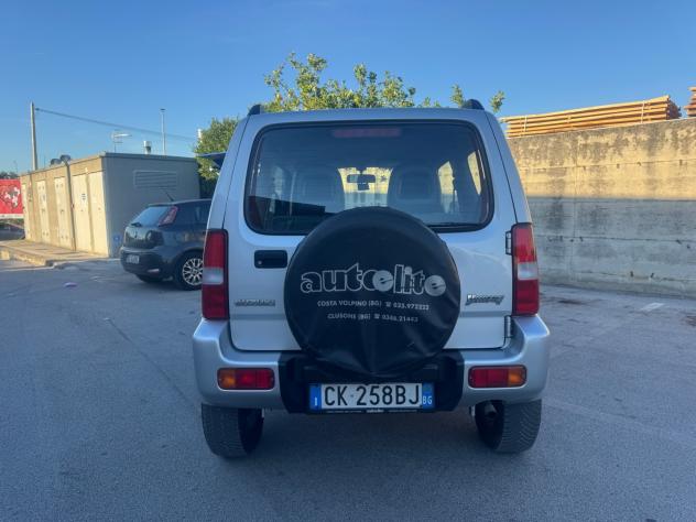 Suzuki Jimny 1.3i 16V cat 4WD con CLIMA AUTOMATICO - Foto 7