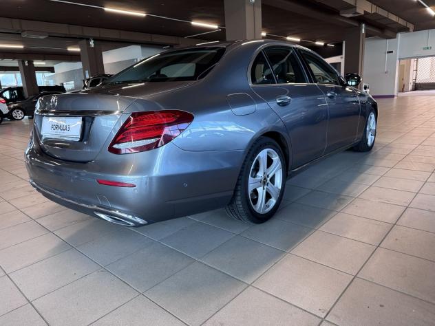 Mercedes-Benz Classe E E220d Auto Business Sport - Foto 3