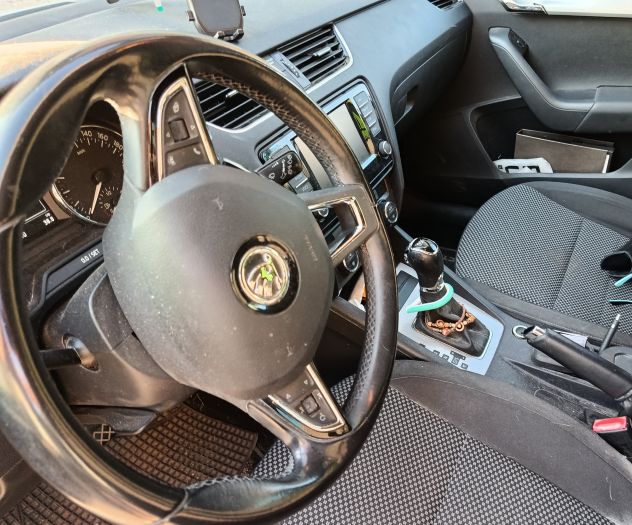 Vendo Skoda Octavia 2000TDi - Foto 2