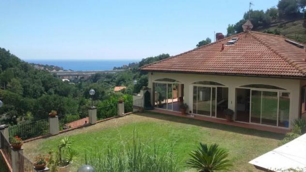Villa in vendita a Celle Ligure