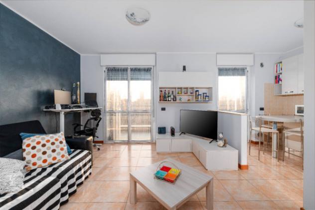Appartamento di 70 m² con 2 locali e box auto in vendita a Milano