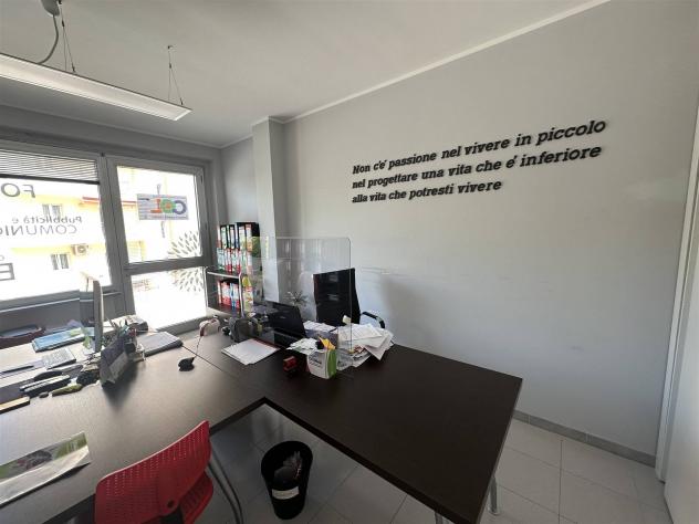 Ufficio in Affitto in zona SEMICENTRO
