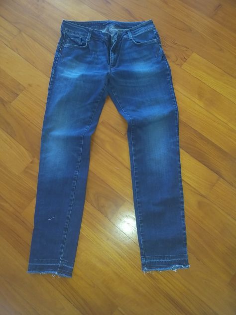 set vestiti donna taglia 46. 1 jeans Sisley  1 camicetta bianca Benetton  1 magl - Foto 2