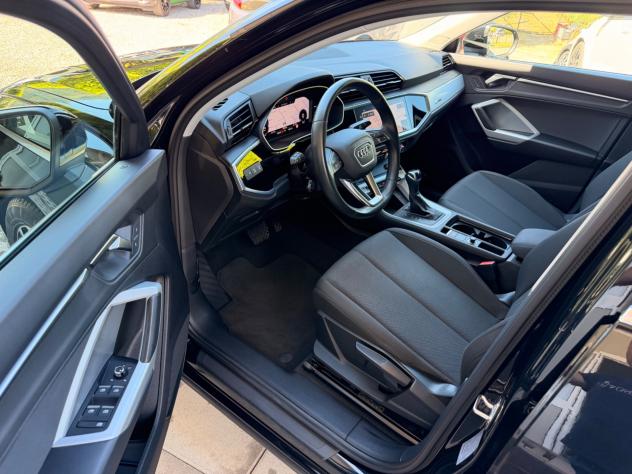 Audi Q3 35 TDI S tronic S Line esterno - Foto 9