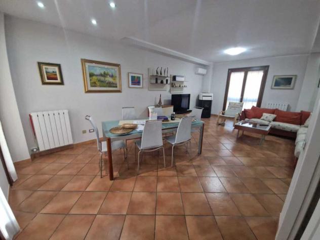 Villa a schiera in vendita a Castelvetro Piacentino