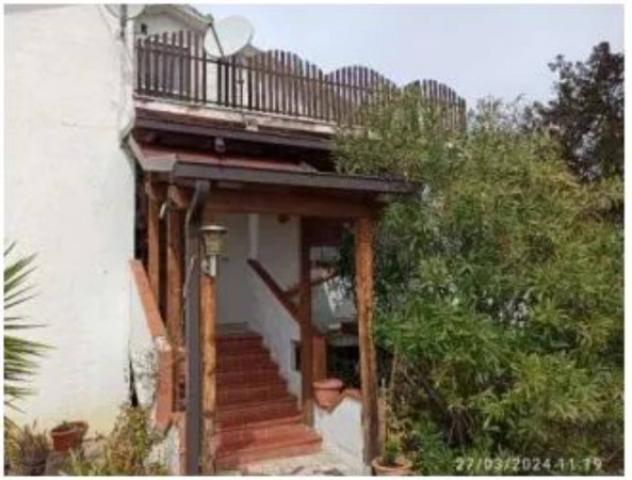 Immobile in asta di 315 m² con più di 5 locali e box auto in vendita a Penne - Foto 4
