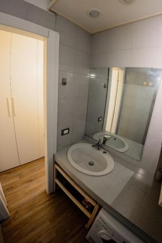Centro storico mono nuovo arredo moderno per 6 mesi - Foto 4