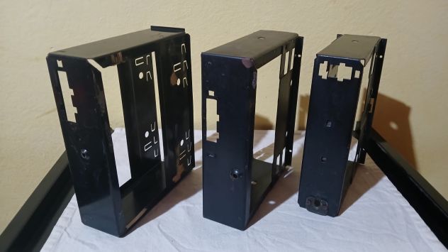 Slitte/Plance estraibili per autoradio vintage
