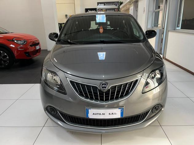 Lancia Ypsilon Ypsilon 1.0 firefly hybrid Silver s&s 70cv - Foto 2