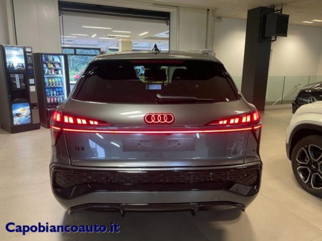 AUDI Q3 TFSI 150 kW S tronic quattro S line edition rif. 24135713 - Foto 5