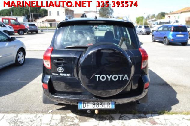 TOYOTA RAV 4 2.2 D-4D 136CV rif. 23810533 - Foto 6