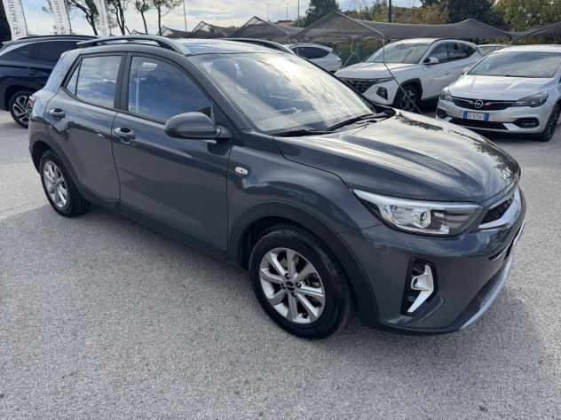 Kia Stonic Stonic 1.2 dpi Urban s/Smart Pack gpl 82cv - Foto 7
