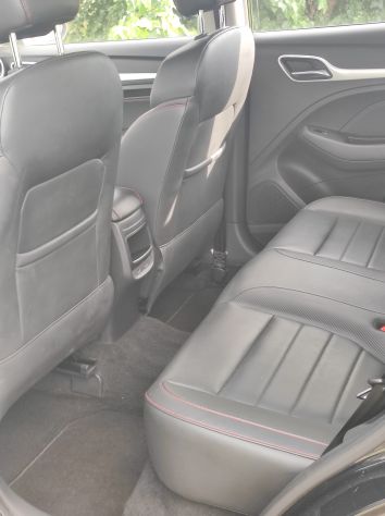 MG ZS 1.5 LUXURY - Foto 6