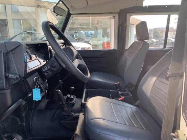 LAND ROVER Defender 110 2.5 Td5 cat Station Wagon 9 POSTI rif. 23949092 - Foto 6