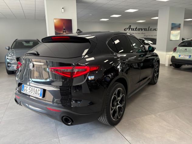 Alfa Romeo Stelvio 2.2 Turbodiesel 190 CV AT8 Q4 Sprint - Foto 4