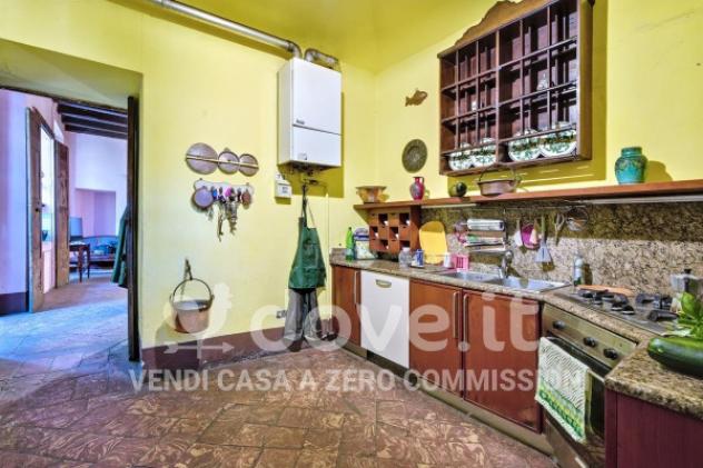 Palazzo / Stabile di 700 m² con più di 5 locali in vendita a Colverde - Foto 13