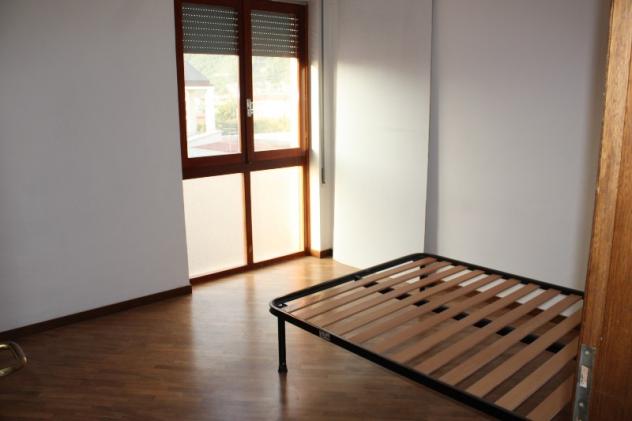 MASSA, centralissimo, appartamento al 5° piano con ascensore. L'immobile è stato completamente risistemato e si compone internamente di: sala, cucino - Foto 14