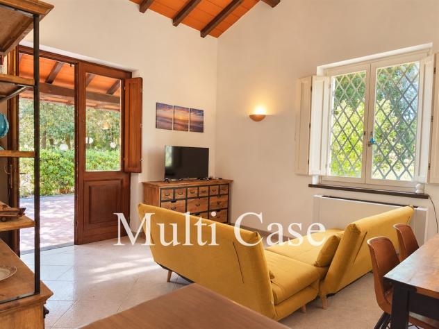Marina di Pietrasanta – Villa singola con ampia resede, praticamente sul mare. - Foto 11