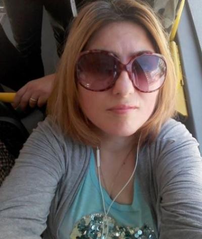 anna_123: alta 164cm, 53kg, cerco uomo vicino Tel: