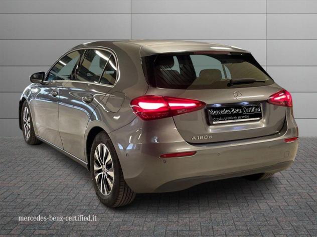 Mercedes-Benz Classe A - W177 2023 A 180 d Advanced auto - Foto 3