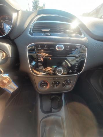 Fiat Punto 1.3 MJT II 75 CV 3 porte Street - Foto 9