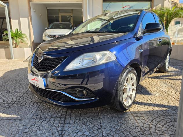 Lancia Ypsilon 1.2 69 CV 5 porte Gold - Foto 6