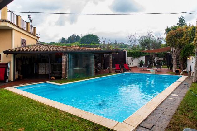 casa indipendente in vendita ad Acireale