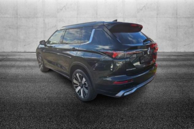 MITSUBISHI Outlander 2.4L 4WD PHEV Instyle 4ª serie rif. 23757889 - Foto 4