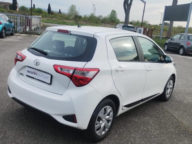 Toyota Yaris III 2017 5p 1.0 Cool my18 - Foto 5